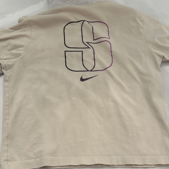 Nike Cream Short Sleeve Logo Tee - Picture 3 of 3